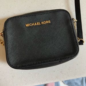 Michael Kors Cross Body Bag